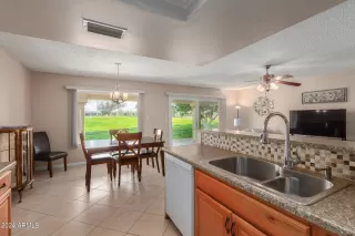 Photo #4: 6659386 Listing