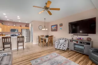 Photo #4: 6659542 Listing