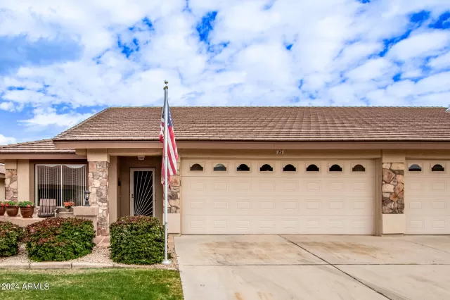 MLS: 6659577 Condo For Sale