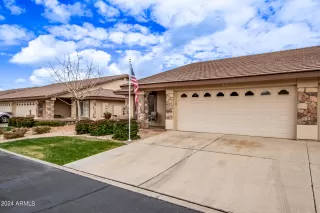 Photo #3: 6659577 Listing