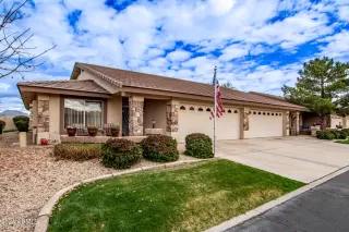 Photo #5: 6659577 Listing