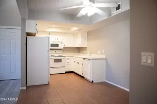 Photo #4: 6659846 Listing 