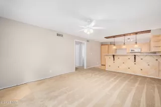 Photo #4: 6660034 Listing