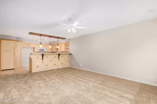 Photo #5: 6660034 Listing