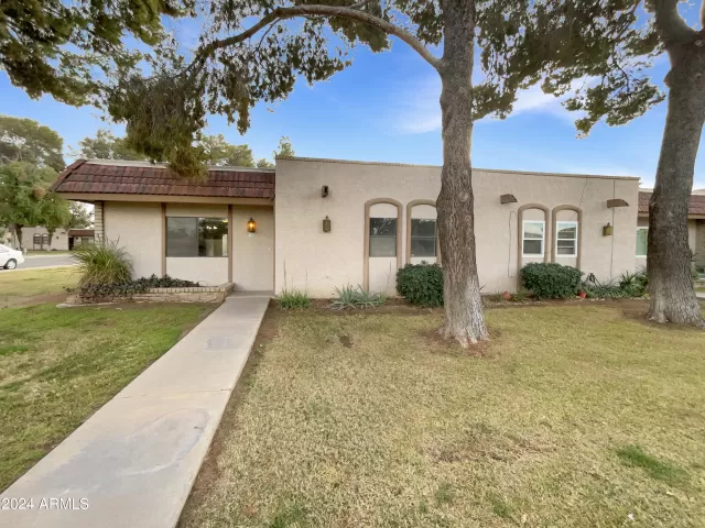 MLS: 6660043 Condo For Sale