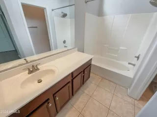 Photo #4: 6660609 Listing