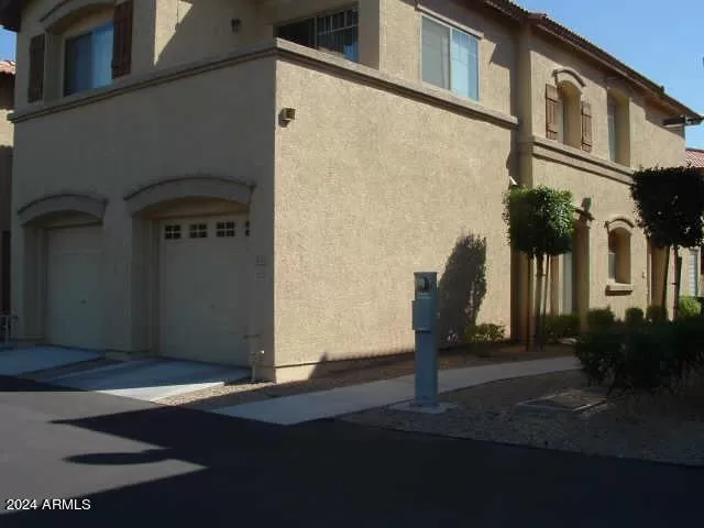 MLS: 6660613 Condo For Sale