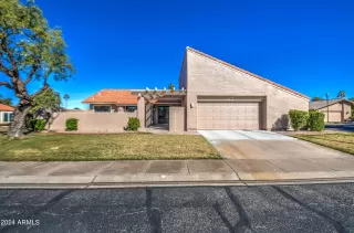 Photo #4: 6660700 Listing