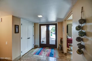 Photo #6: 6660700 Listing