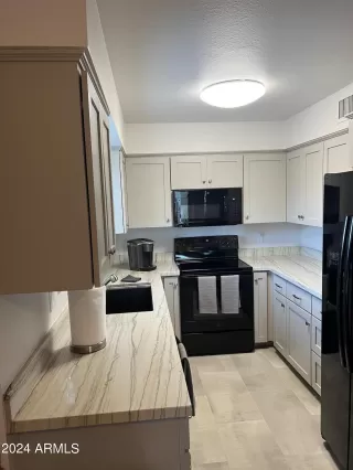 Photo #1: 6660864 Listing