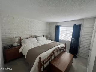 Photo #5: 6660864 Listing