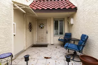 Photo #2: 6660892 Listing