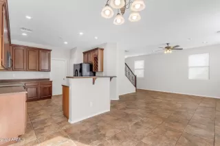 Photo #4: 6660934 Listing 