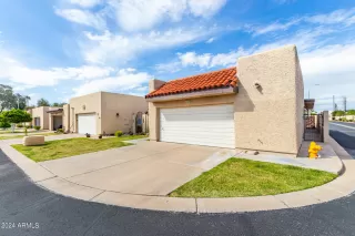 Photo #2: 6661005 Listing