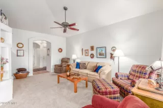 Photo #6: 6661283 Listing 