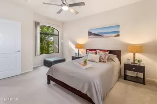 Photo #6: 6661414 Listing