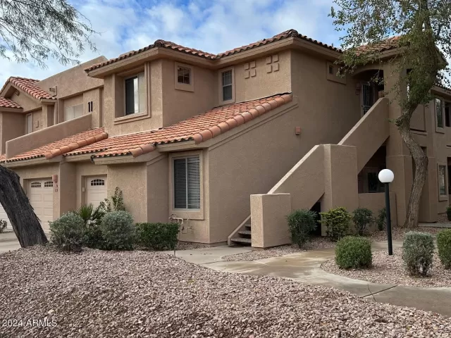 MLS: 6661444 Condo For Sale