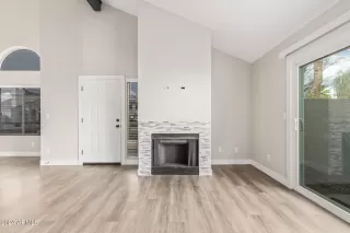 Photo #4: 6661552 Listing