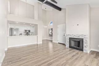 Photo #6: 6661552 Listing