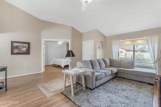 Photo #4: 6661568 Listing 