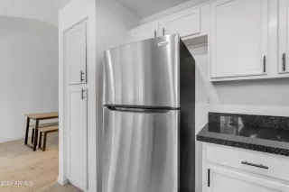 Photo #4: 6661760 Listing 