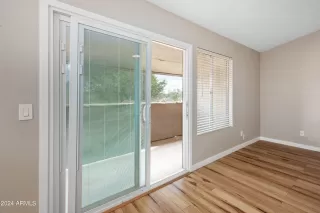 Photo #3: 6661905 Listing