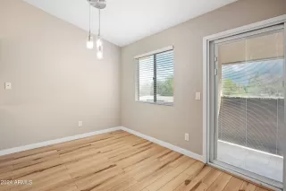 Photo #5: 6661905 Listing