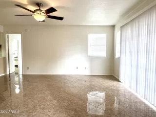 Photo #3: 6661938 Listing 