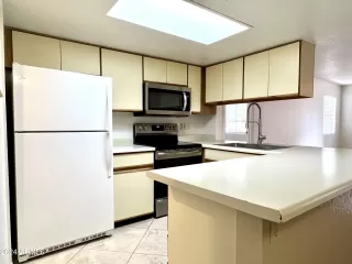 Photo #5: 6661938 Listing 