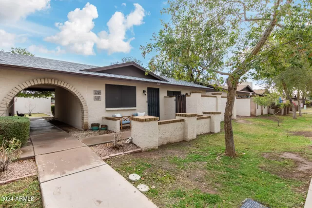 MLS: 6661985 Condo For Sale