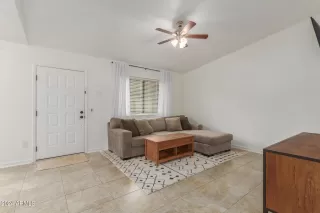 Photo #6: 6661985 Listing