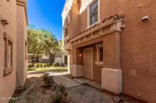 Photo #2: 6662074 Listing