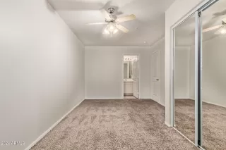 Photo #6: 6662074 Listing