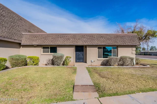 MLS: 6662136 Condo For Sale