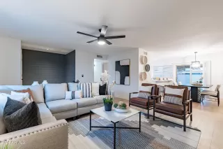 Photo #4: 6662136 Listing 