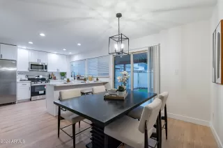 Photo #6: 6662136 Listing 