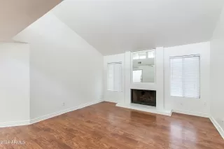 Photo #2: 6662195 Listing