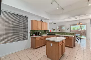 Photo #4: 6662203 Listing