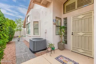 Photo #6: 6662223 Listing