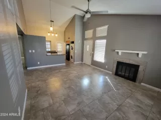 Photo #4: 6662247 Listing