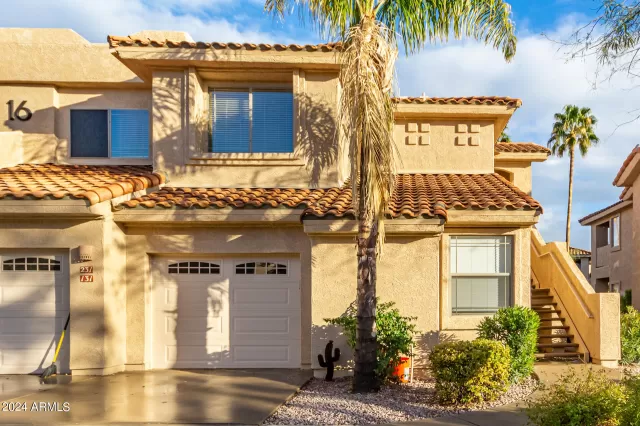 MLS: 6662309 Condo For Sale