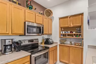 Photo #5: 6662309 Listing 