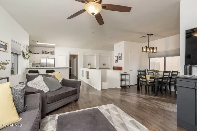 MLS: 6662560 Condo For Sale