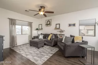 Photo #2: 6662560 Listing 