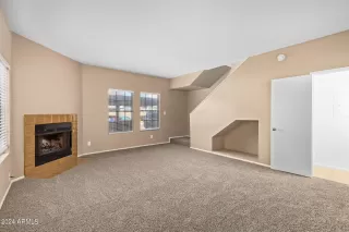 Photo #2: 6662625 Listing 