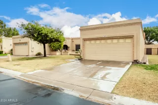 Photo #5: 6662889 Listing