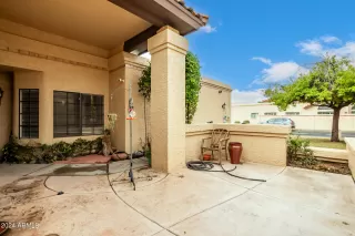 Photo #6: 6662889 Listing