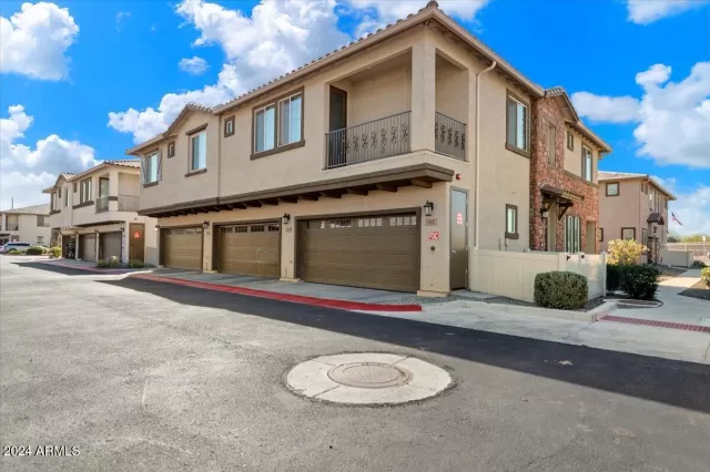 MLS: 6663470 Condo For Sale