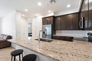 Photo #4: 6663470 Listing 
