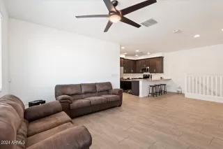 Photo #6: 6663470 Listing 